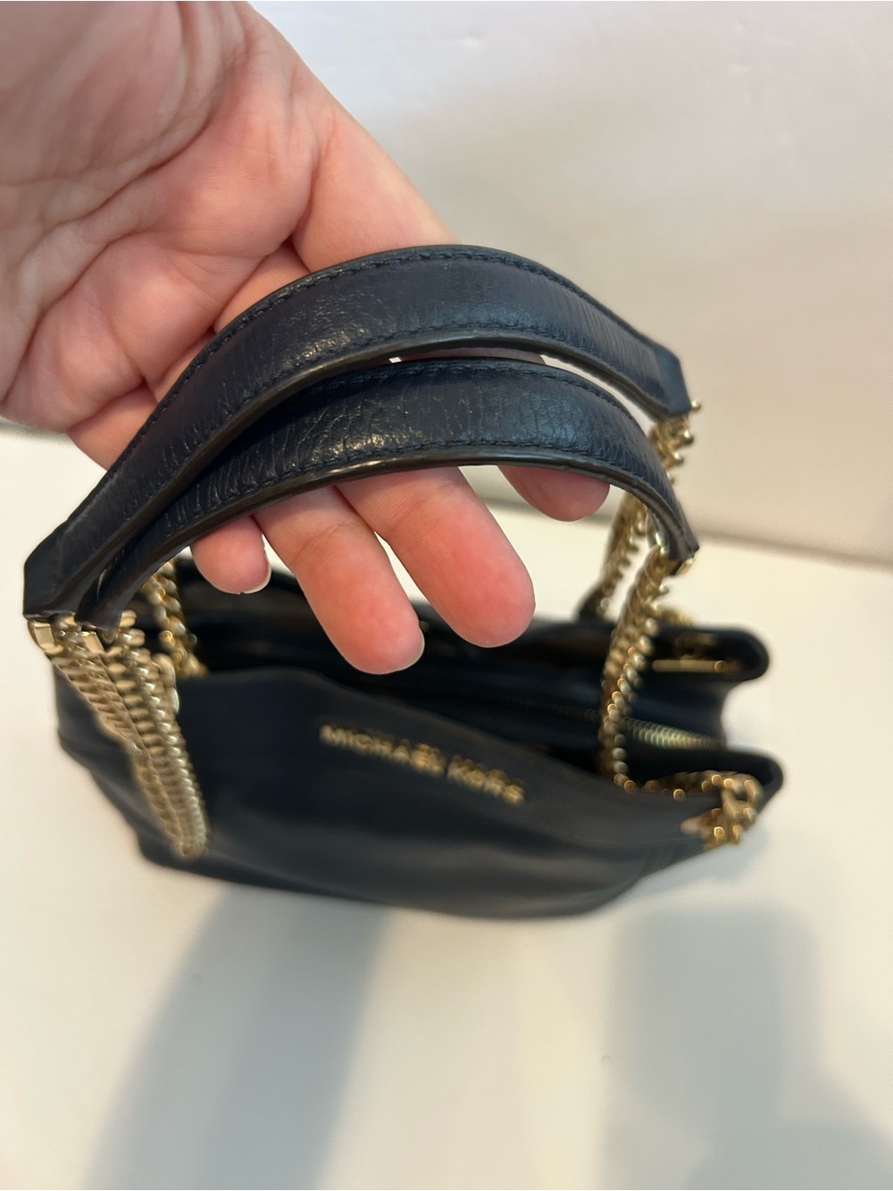 Michael Kors Jet Set Chain Shoulder Tote Navy Pebbled Leather Gold Hardware - Picture 5 of 13